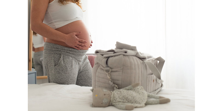 Qué llevar en la bolsa del hospital para el parto: guía completa